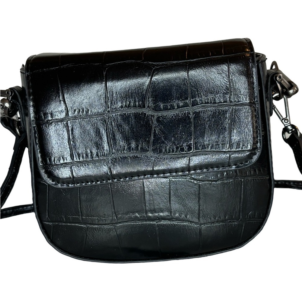 Zara Crossbody Faux Leather Purse Color Black